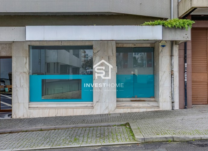 Loja c/ 88m2 | Metro | Centro da Maia
